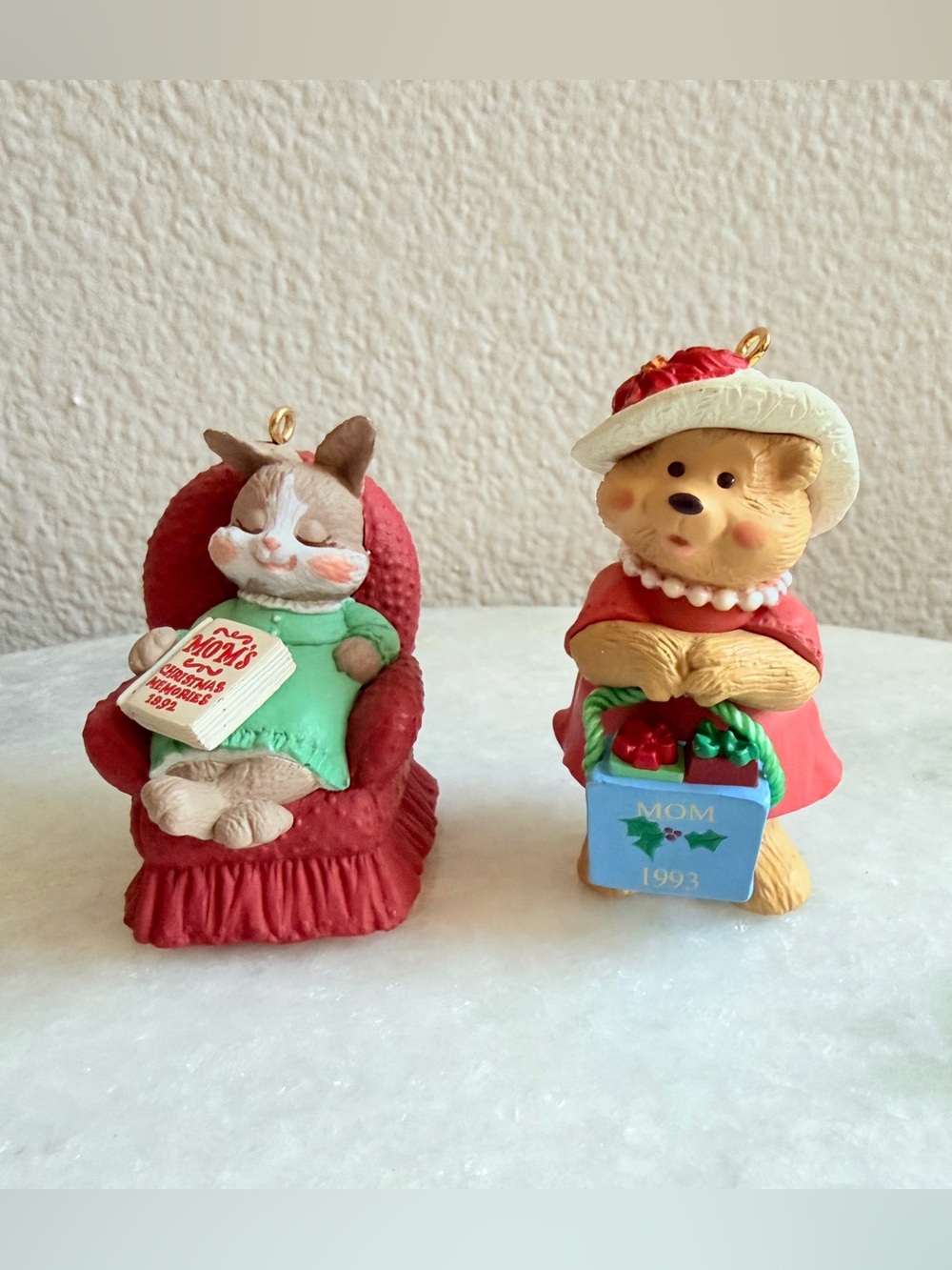 2 Hallmark vintage Mom Christmas Ornament 

1992 and 1993
